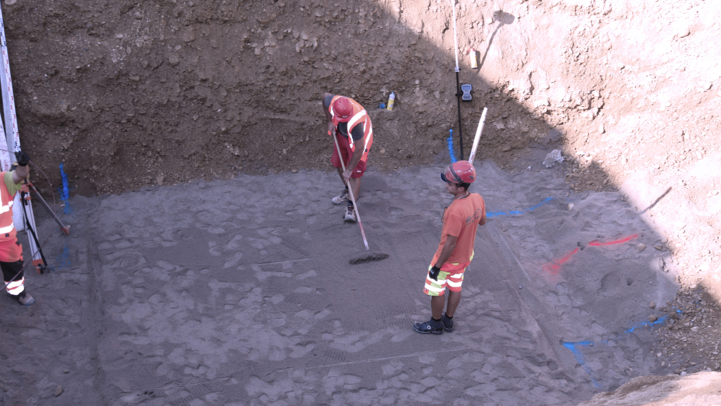 Photo d'une fosse de construction